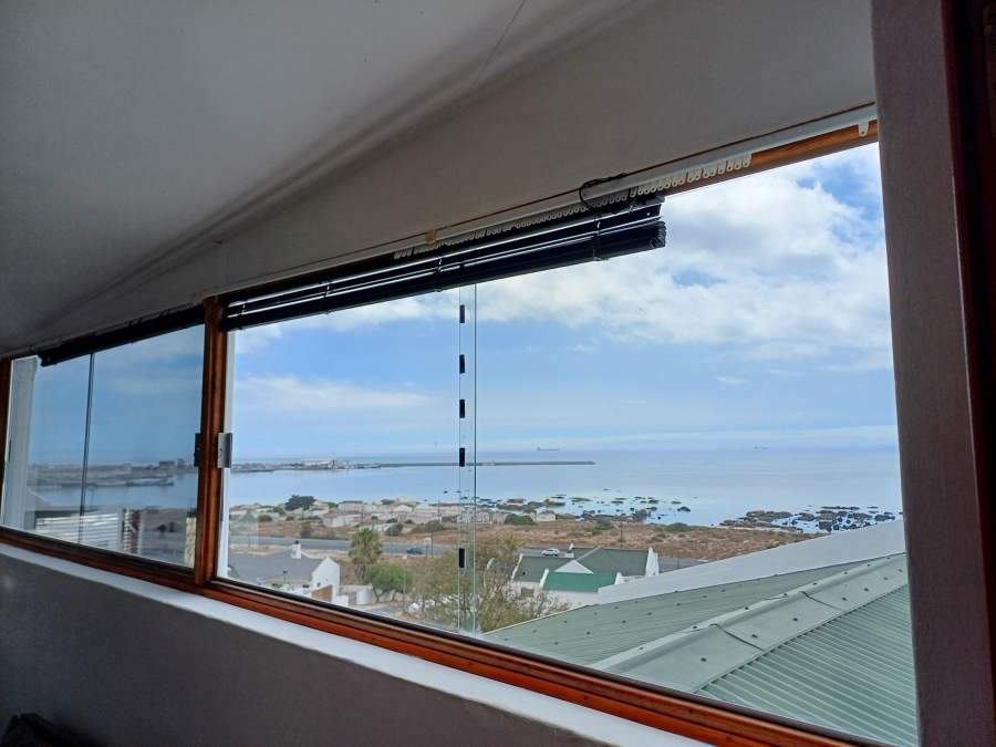 4 Bedroom Property for Sale in Britannica Heights Western Cape